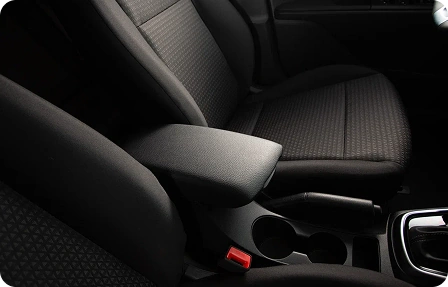 Сдвигающийся передний подлокотник